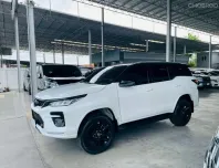 FORTUNER 2.8 GR SPORT BLACK TOP ปี 2024 รถสวย มือแรก สภาพป้ายแดง ไมล์ 1 หมื่นโล รับประกันตัวถังสวย