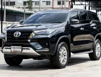 2021 Toyota Fortuner 2.4 V SUV ผ่อน14,xxx โฉมใหม่ มือแรกประวัติศูนย์