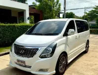 2016 Hyundai H-1 2.5 Limited รถตู้/VAN ไมล์น้อย มือเดียวป้ายแดง 