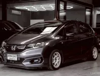 2015 Honda JAZZ 1.5 i-VTEC รถเก๋ง 5 ประตู ขาย รถสวย ไมล์แท้  