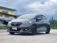2018 Honda JAZZ 1.5 i-VTEC รถเก๋ง 5 ประตู 
