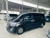 HYUNDAI H-1 2.5 ELITE 2019 รถสวย มือแรกออกห้าง ไมล์น้อย 7 หมื่นโล 11 ที่นั่ง รับประกันตัวถังสวย