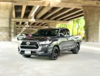 2022 Toyota  Revo 2.4  Entry Z Edition ฟรีดาวน์ รถสวยพร้อมใช้งาน 