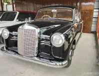 1990 Mercedes-Benz Classic 2.2 รถเก๋ง 4 ประตู 