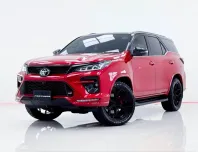 6B081 TOYOTA FORTUNER 2.8 GR SPORT BLACK TOP 4WD AT 2022