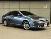 2016 Toyota Camry 2.5 Hybrid Sedan AT ไมล์เเท้ สภาพตัวรถโดยรวมไม่ต่างจากรถใหม่เลยครับ B6135