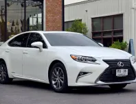 Lexus ES300h 2.5 Hybrid 2015 สวยสุดๆ พร้อมใช้งาน 
