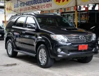 2015 Toyota Fortuner 3.0 V  SUV