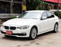 2017 BMW 3 Series 2.0 320i รถเก๋ง 4 ประตู ผ่อน11,000/6 ปี