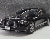 Mercedes-Benz E-Class 2.0 E300e ปี 2022 สภาพสวย ไมล์น้อยเพียง 24,000 กม.