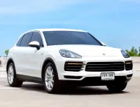 Porsche CAYENNE 3.0 E-Hybrid ปี 2019 สีขาว