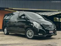 Hyundai Grand Starex 2.5 VIP 2015 ไมล์น้อย มือเดียวป้ายแดง 