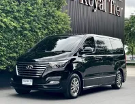 Hyundai H-1 2.5 Elite ปี 2018 รถบ้านมือเดียว สภาพป้ายแดง 