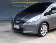 HONDA JAZZ 1.5V I-VTEC 2012 สีเทา วิ่ง 50,888 กม. สวยไม่เคยทำสี ไม่เคยมี อุบัคิเหตุ