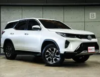 2023 Toyota FORTUNER 2.4 Leader V SUV AT ไมล์แท้ 4 หมื่น Warranty5 ปี 150,000 KM B5042