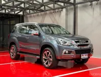 2018 ISUZU MUX 3.0 4WD รุ่น TOP สุด รถสภาพสมบูรณ์พร้อมใช้งาน เข้าศูนย์ทุกระยะ ไม่เคยมีอุบัติเหตุครับ