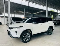 TOYOTA FORTUNER 2.4 LEGENDER 2022 รถสวย มือแรกออกห้าง สภาพใหม่ ไมล์น้อย 5 หมื่น รับประกันตัวถังสวย