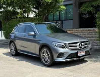 2017 BENZ GLC 250D AMG รถมือเดียวออกป้ายแดง รถวิ่งน้อย เข้าศูนย์ทุกระยะ ไม่เคยมีอุบัติเหตุครับ