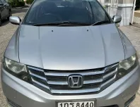 2013 Honda CITY 1.5 i-VTEC รถเก๋ง 4 ประตู ขาย