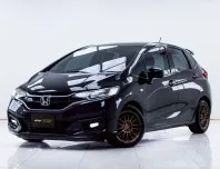 5B982 HONDA JAZZ 1.5 V+ AT 2019