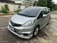 Honda Jazz 1.5 i-VTEC 2012 ไมล์น้อยพร้อมใช้งาน