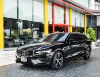 Volvo v60 T8 inscription recharge รถปี 2021