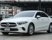 Mercedes-Benz A200 1.3  2022 มือเดียวเช็คศูนย์ ไมล์น้อย เครื่องเกียร์สมบูรณ์ ฟังก์ชั่นครบ คู่มือครบ