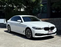 2019 BMW 520D G30 รถมือเดียวออกป้ายแดง รถวิ่งน้อย เข้าศูนย์ตรงตามระยะ รถไม่เคยมีอุบัติเหตุครับ