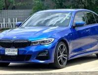 BMW 3 Series 2.0 330e 2022 รถหรูสปอร์ต สภาพใหม่ ไมล์น้อย มือเดียวป้ายแดง 