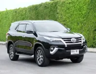 Toyota Fortuner 2.4 V 2019 สีดำเงางาม รถบ้านแท้ 100% มือเดียวป้ายแดง  เจ้าของขายเอง  