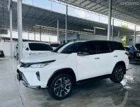 TOYOTA FORTUNER 2.4 LEGENDER 4WD 2022 รถสวย มือแรกออกห้าง สภาพพร้อมใช้ ไมล์แท้ TOP รับประกันตัวถัง