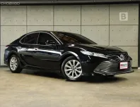 2019 Toyota CAMRY 2.5 Hybrid Sedan AT ไมล์แท้ รถมือเเรกจากป้ายเเดง ตัวรถโดยรวมไม่ต่างจากรถใหม่ B4791