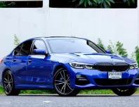 BMW 3 Series 2.0 330e 2022 รถหรูสปอร์ต สภาพใหม่ ไมล์น้อย มือเดียวป้ายแดง 