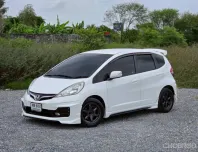 HONDA JAZZ 1.5 SV i-VTEC [GE] " รุ่นท็อป " ปี 2012 รุ่นยอดฮิต ทรงสปอร์ต ภายในกว้างขวาง คล่องตัว