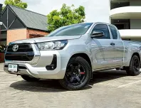 2022 Toyota Hilux Revo 2.4 Entry Z Edition Smart Cab