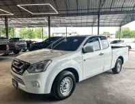 Isuzu All New Blue Power Spacecab 1.9 S เกียร์ธรรมดา ปี 2017 ผ่อนเริ่มต้น 5,xxx บาท