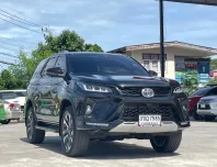 Toyota Fortuner 2.4 Legender 2022 รถมือเดียว ป้ายแดง