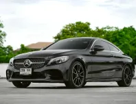 Benz C200 Coupe AMG สีเทาเข้ม ปี 2019  เครื่อง 2,000 cc. ราคาถูกที่สุดในตลาดตอนนี้เลย