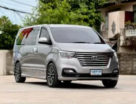 Hyundai H-1 2.5 Deluxe 2018 รถตู้ครอบครัว ไมล์แท้