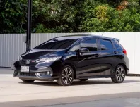 Honda Jazz 1.5 i-VTEC RS 2022 รถบ้านมือสอง คุณภาพเยี่ยม ไมล์น้อย มือเดียวป้ายแดง 