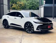 Toyota Crown 2.5 Hybrid Crossover ปี 2024 วิ่งน้อยเพียง 9,000 กม. มือเดียวป้ายแดง 