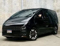 Hyundai STARIA 2.2 Premium with Sunroof ปี 2023 รถบ้านสวย ไมล์น้อย มือเดียวป้ายแดง 