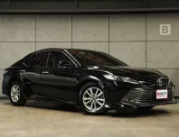 2019 Toyota CAMRY 2.0 G Sedan AT ไมล์แท้ 5 หมื่น (วิ่งน้อย) รถมือเเรกจากป้ายเเดง B9714