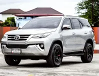 Toyota Fortuner 2.8 V 2016 ไมล์น้อย พร้อมใช้งาน