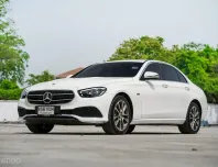 New !!  Benz E300e Avantgarde ปี 2021  รถสภาพสวยมาก รถพร้อมใช้งานทันที รับประกันรถไม่มีชนหนัก