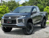 MITSUBISHI TRITON 2.5 CAB GLX (ตัวต่ำ ยกสูง) M/T ปี2019(mnc) สีเทา