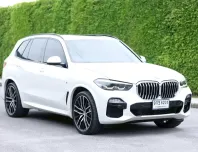2019 BMW X5 3.0 xDrive30d SUV รถบ้านมือเดียว ไมล์น้อย 