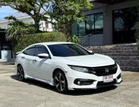 2018 HONDA CIVIC FC 1.5 TURBO RS รถมือเดียวป้ายแดง รถวิ่งน้อย เข้าศูนย์ทุกระยะ ไม่มีอุบัติเหตุครับ