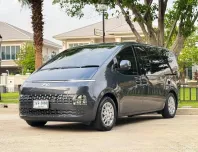 Hyundai Staria 2.2 Diesel 2022 สภาพใหม่ เข้าศูนย์ตลอด มือเดียว ป้ายแดง  