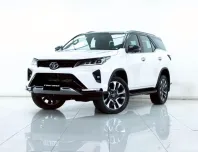 2B087 TOYOTA FORTUNER 2.4 LEGENDER BLACK TOP AT 2022